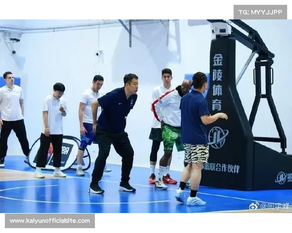 CBA与国际篮联合作，教练员培训项目启动